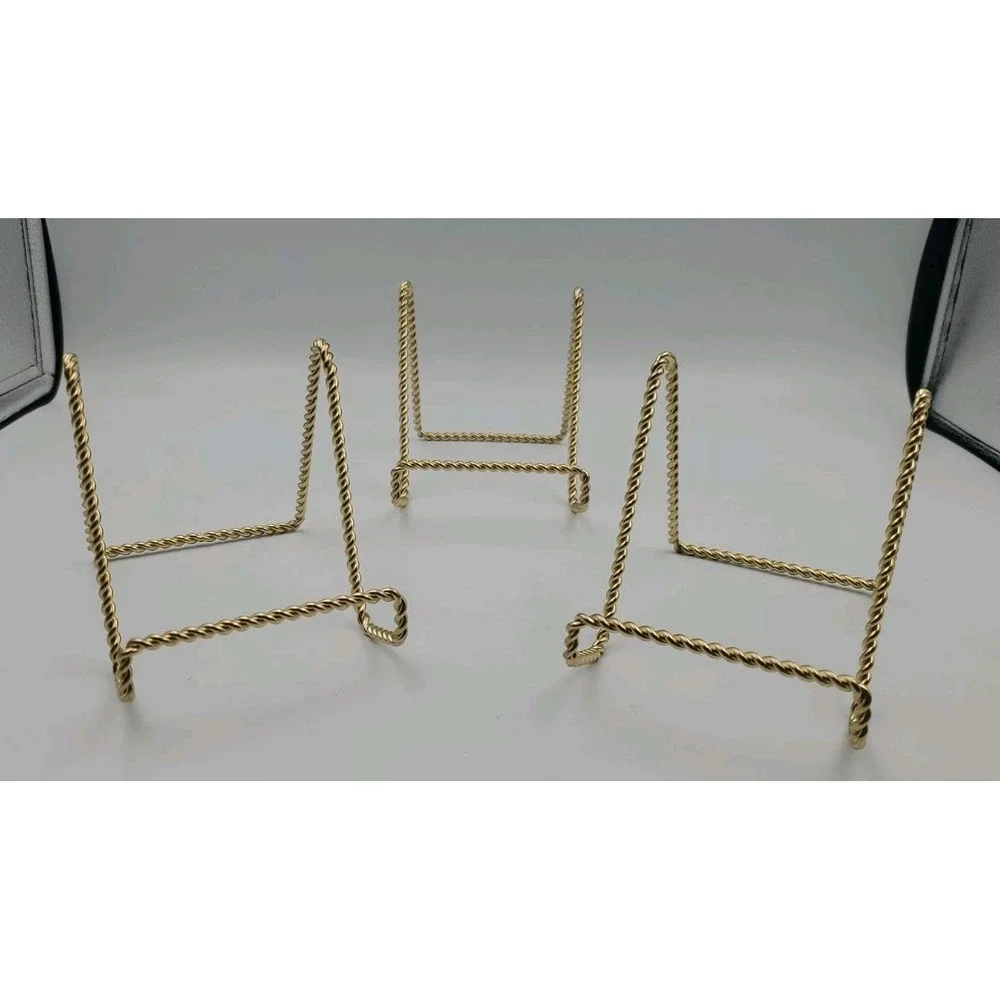 Brass Twisted Easel 4